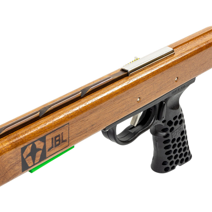 Woody Magnum Series