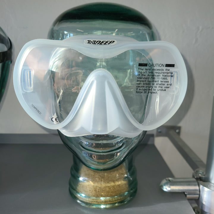 Glass Display Heads for Retail